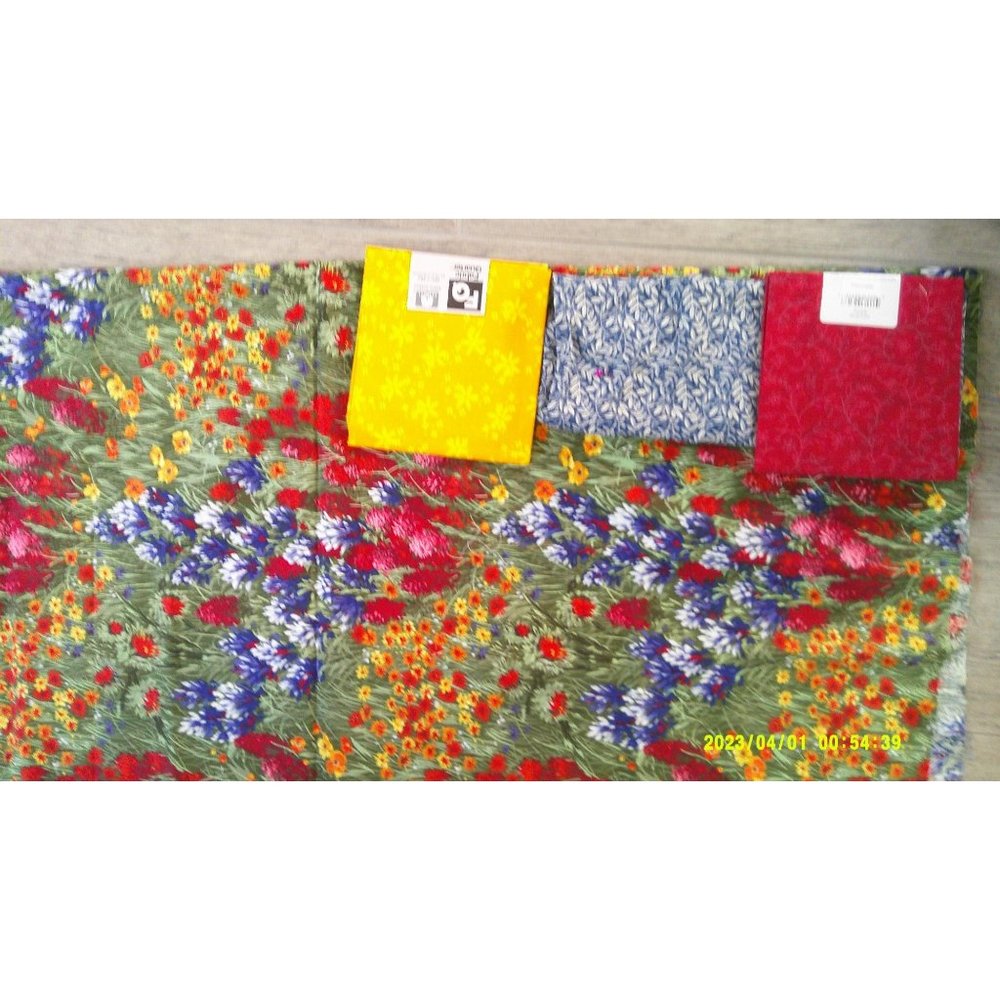 Floral Fabric * Multiple Pieces & Fat Quarters * Sewing * Quilting * F213 ax